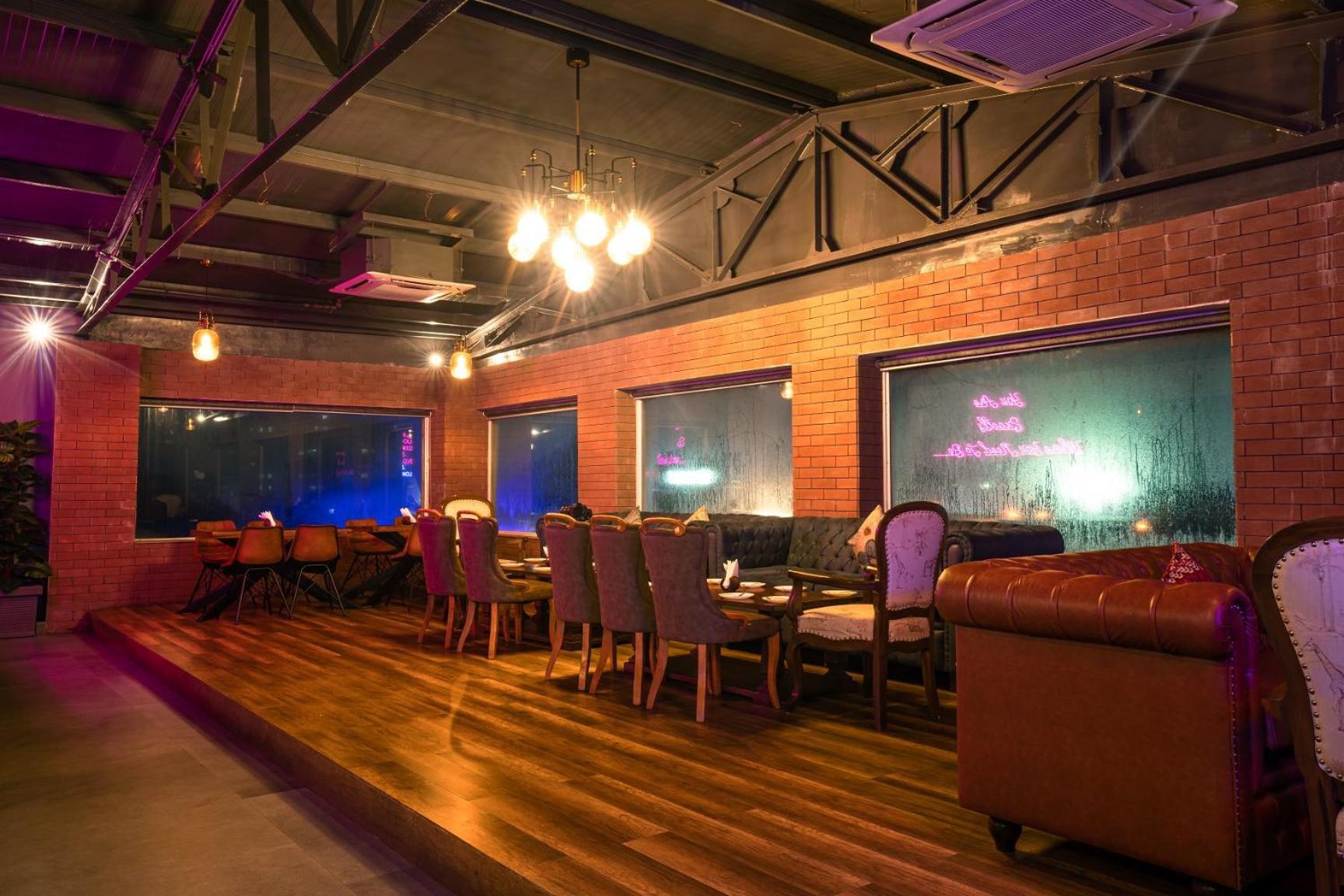 The Presidency Hotel Bhubaneswar Ngoại thất bức ảnh