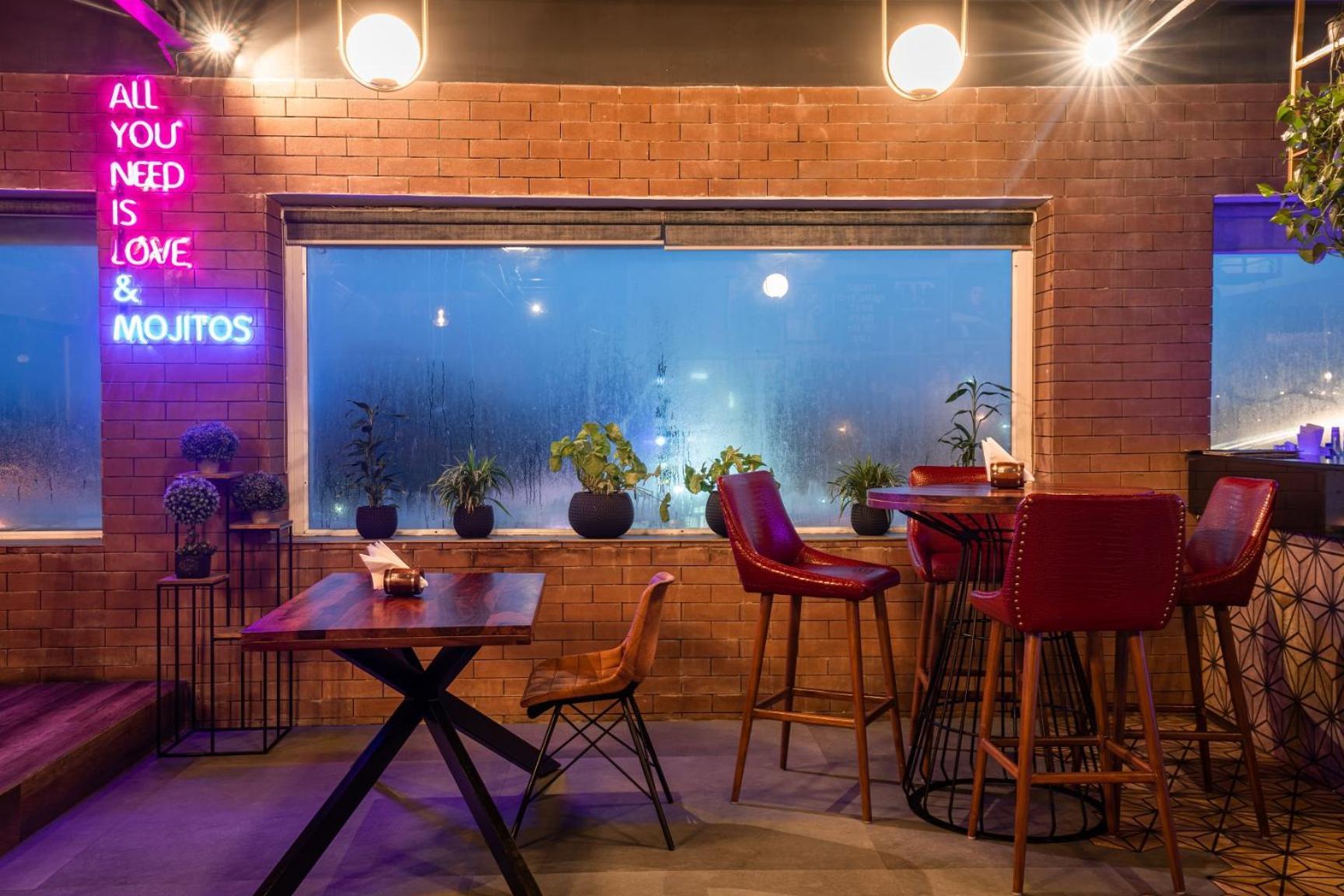 The Presidency Hotel Bhubaneswar Ngoại thất bức ảnh