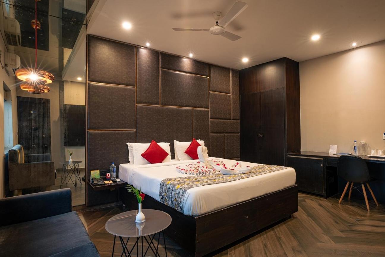 The Presidency Hotel Bhubaneswar Ngoại thất bức ảnh