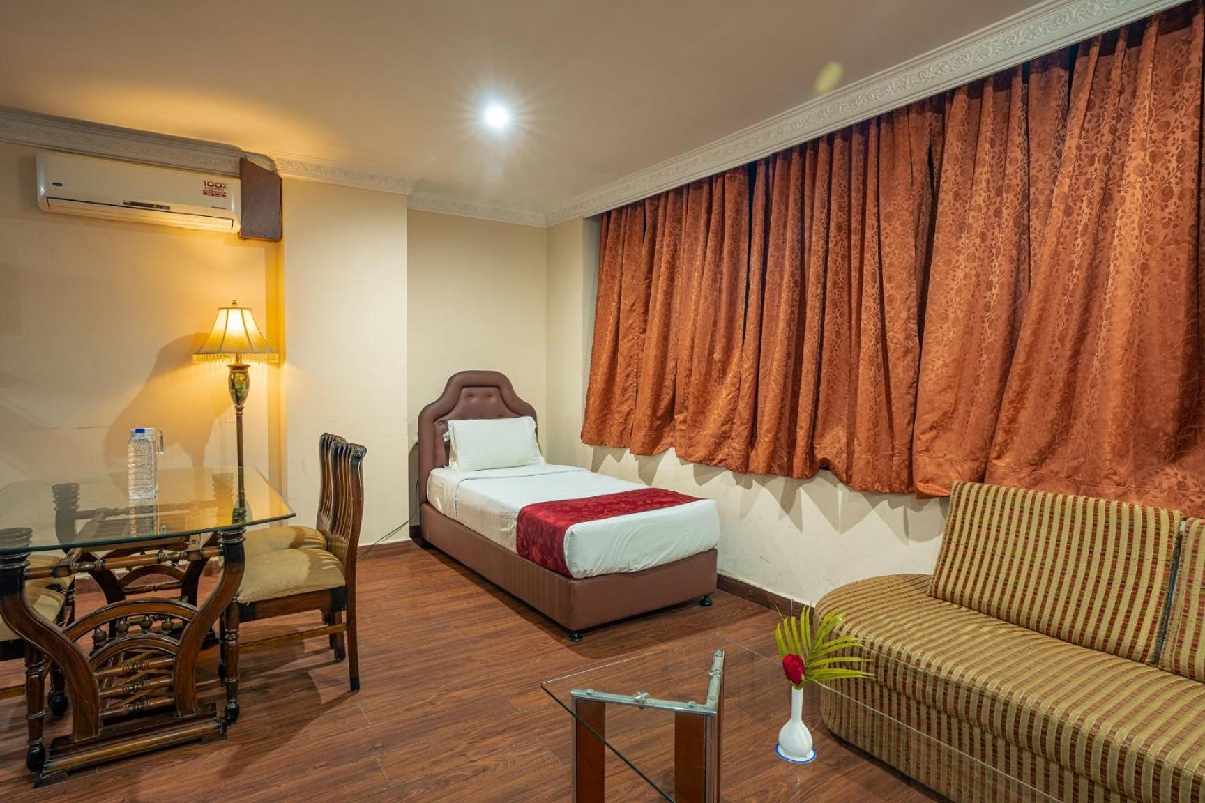 The Presidency Hotel Bhubaneswar Ngoại thất bức ảnh