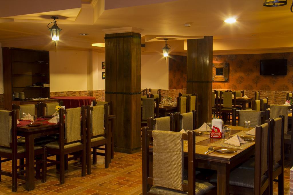 The Presidency Hotel Bhubaneswar Ngoại thất bức ảnh