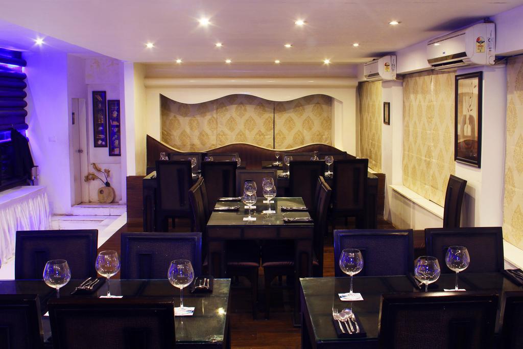 The Presidency Hotel Bhubaneswar Ngoại thất bức ảnh