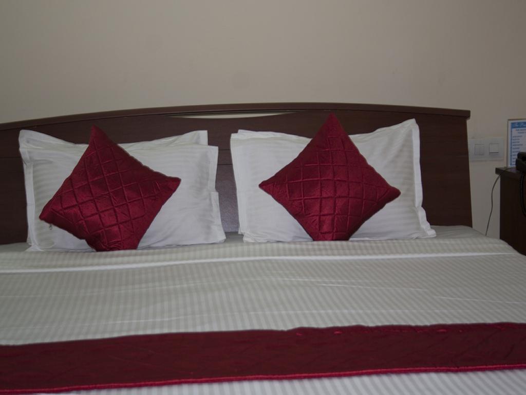 The Presidency Hotel Bhubaneswar Phòng bức ảnh