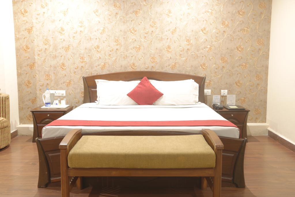 The Presidency Hotel Bhubaneswar Ngoại thất bức ảnh